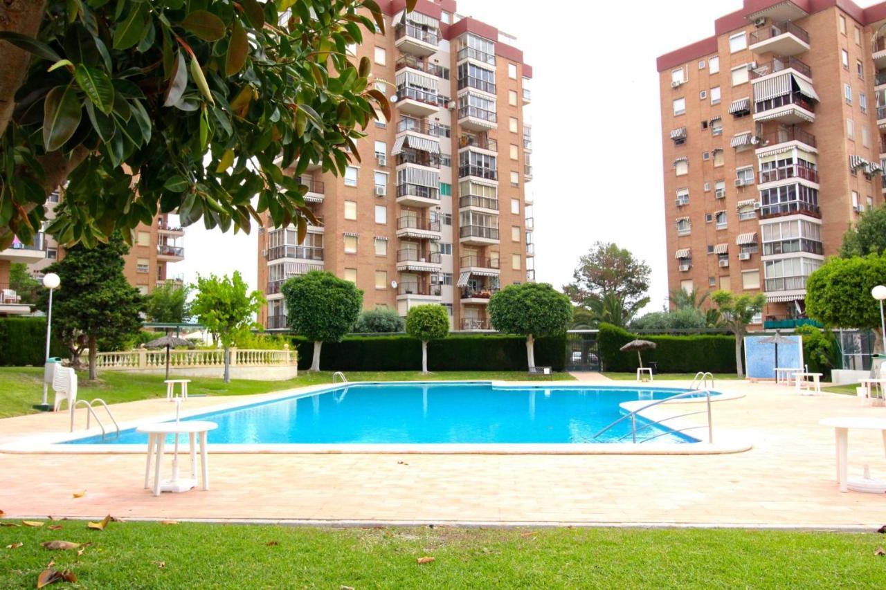 Apartamento Las Torres إل كامبيلو المظهر الخارجي الصورة